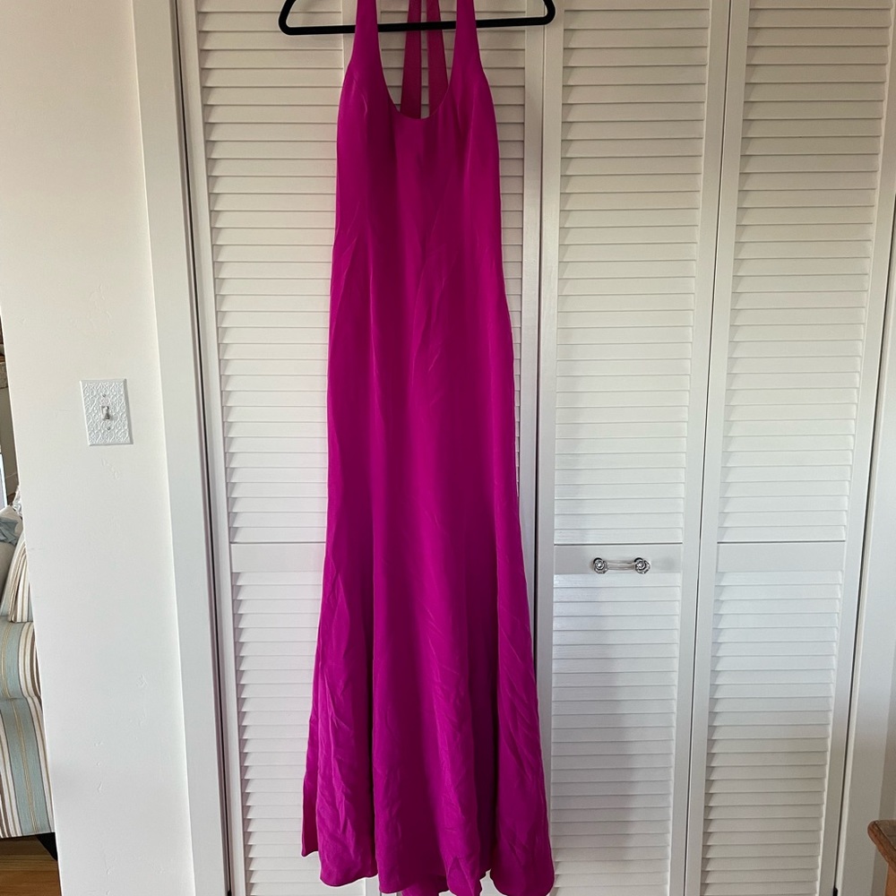 Beautiful vibrant pink formal gown. Very comfortable and flattering.